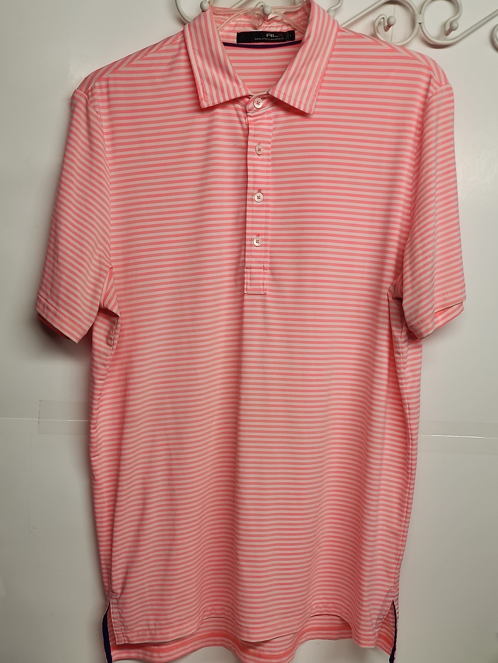 Ralph Lauren RLX Coral Pink & White Striped Polo GOLF Size L Trendy& Comfortable